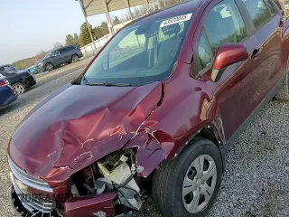 2016 Chevrolet Trax LS with VIN 3GNCJKSB3GL227918, listed as a Copart auction lot 43520045 with 113,344 mi miles and Salvage Title. Bid and sale history available at carsss.com. Image 12.