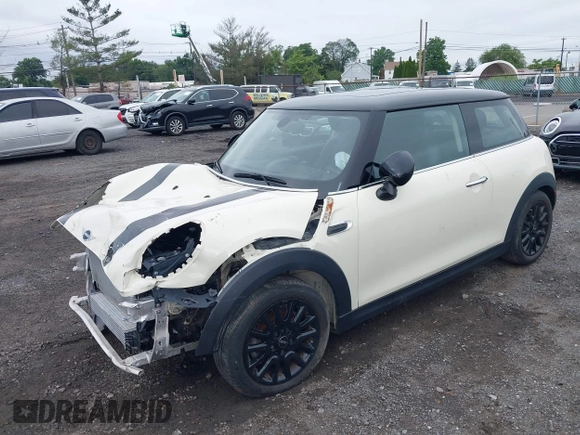 2019 MINI Hardtop Cooper with VIN WMWXP5C58K2H29952, listed as a IAAI auction lot 42745899 with Not provided miles and . Bid and sale history available at DreamBid. Image 16.