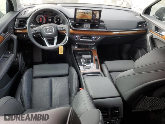 2024 Audi Q5 Prestige with VIN WA1CBAFY5R2026826, listed as a Copart auction lot 44320035 with 7,496 mi miles and Salvage Title. Bid and sale history available at carsss.com. Image 8.