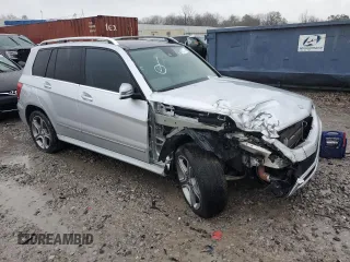 2013 Mercedes-Benz GLK GLK 250 BlueTEC with VIN WDCGG0EB6DG098446, listed as a Copart auction lot 40193014 with 158,271 mi miles and Salvage Title. Bid and sale history available at carsss.com. Image 4.