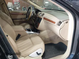 2008 Mercedes-Benz R 3.5L with VIN 4JGCB65E68A074958, listed as a IAAI auction lot 42609809 with 166,807 mi miles and . Bid and sale history available at DreamBid. Image 5.