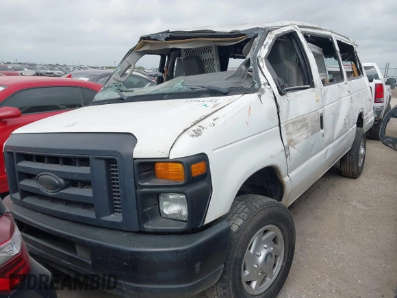 2014 Ford Econoline Wagon XL with VIN 1FBSS3BLXEDA71562, listed as a IAAI auction lot 41864794 with 140,942 mi miles. Bid and sale history available at carsss.com. Image 2.