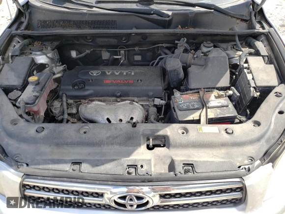 2008 Toyota RAV4 Limited with VIN JTMBD31V285192092, listed as a Copart auction lot 62959885 with 239,065 mi miles and Clean title. Bid and sale history available at DreamBid. Image 12.