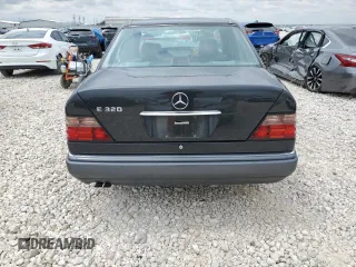 1994 Mercedes-Benz E Class with VIN WDBEA32EXRC074761, listed as a Copart auction lot 70322754 with 0 mi miles and Salvage Title. Bid and sale history available at carsss.com. Image 6.