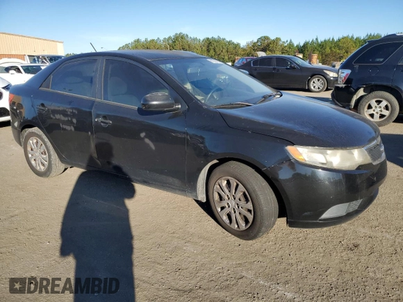2011 Kia Forte LX with VIN KNAFT4A28B5370253, listed as a Copart auction lot 81020754 with 0 mi miles and Salvage Title. Bid and sale history available at carsss.com. Image 4.