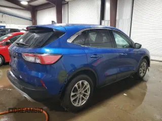 2022 Ford Escape SE z VIN 1FMCU0G67NUA96619, wystawiony jako Copart lot #60467595 z przebiegiem 30 336 mil mil oraz Szkoda całkowita • Salvage title. Historia ofert i sprzedaży dostępna na DreamBid. Obrazek 3.