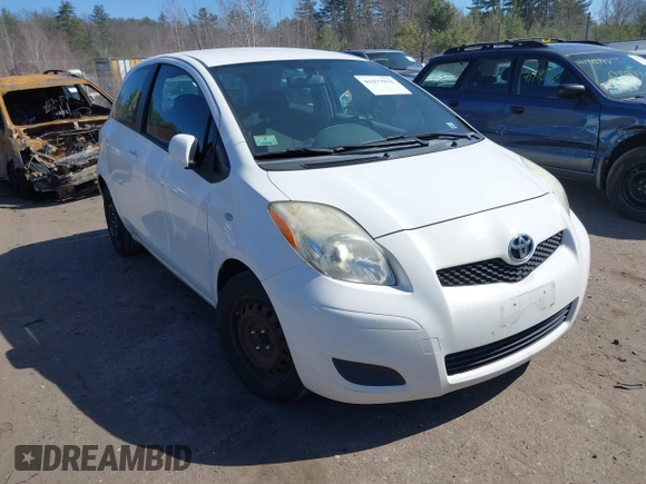 2011 Toyota Yaris with VIN JTDJT4K30B5339454, listed as a IAAI auction lot 41977912 with 206,707 mi miles. Bid and sale history available at carsss.com. Image 1.
