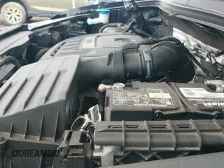 2019 Volkswagen Tiguan S с VIN 3VV0B7AX0KM046024, выставлен на аукционе IAAI как лот 41924867 с пробегом 126 729 миль миль и . История ставок и продаж доступна на DreamBid. Изображение 20.