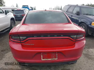 2015 Dodge Charger SE z VIN 2C3CDXBGXFH870710, wystawiony jako IAAI lot #42291111 z przebiegiem 119 677 mil mil oraz . Historia ofert i sprzedaży dostępna na DreamBid. Obrazek 17.