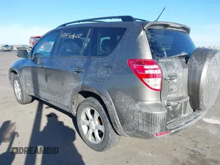 2011 Toyota RAV4 Limited с VIN 2T3DF4DV9BW173561, выставлен на аукционе IAAI как лот 41450407 с пробегом 126 053 миль миль и . История ставок и продаж доступна на DreamBid. Изображение 3.