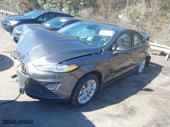 2019 Ford Fusion Hybrid SE with VIN 3FA6P0LU1KR235021, listed as a IAAI auction lot 41660786 with 93,331 mi miles. Bid and sale history available at carsss.com. Image 19.