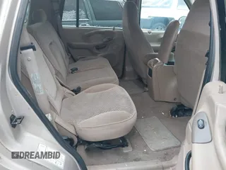 1997 Ford Expedition XLT z VIN 1FMEU17L2VLB53786, wystawiony jako IAAI lot #41912417 z przebiegiem 198 435 mil mil oraz . Historia ofert i sprzedaży dostępna na DreamBid. Obrazek 8.