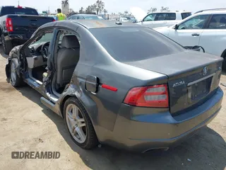 2008 Acura TL with VIN 19UUA662X8A005031, listed as a IAAI auction lot 42097705 with 1 mi miles. Bid and sale history available at carsss.com. Image 3.
