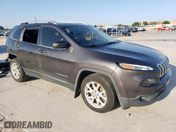 2016 Jeep Cherokee Latitude with VIN 1C4PJLCS3GW288176, listed as a Copart auction lot 52013625 with 153,786 mi miles and Salvage title. Bid and sale history available at DreamBid. Image 4.