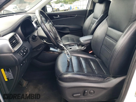 2017 Kia Sorento EX with VIN 5XYPHDA51HG230015, listed as a Copart auction lot 68714004 with 172,363 mi miles and Clean title. Bid and sale history available at DreamBid. Image 7.