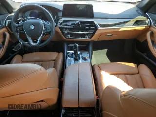 2019 BMW 5 Series 530i с VIN WBAJA5C58KWW40976, выставлен на аукционе Copart как лот 50542995 с пробегом 81 707 миль миль и Списание • Salvage title. История ставок и продаж доступна на DreamBid. Изображение 8.