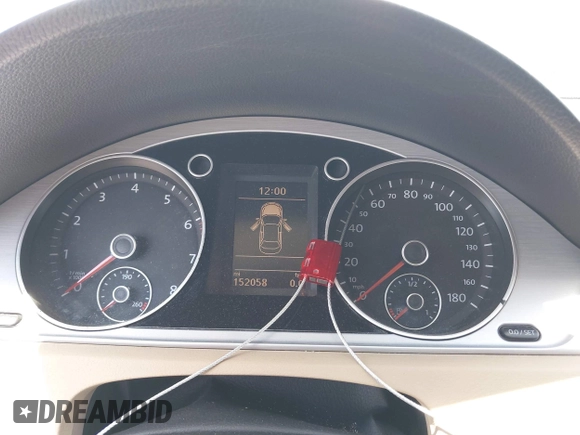 2013 Volkswagen CC Sport with VIN WVWBN7AN7DE559146, listed as a IAAI auction lot 42229896 with 152,058 mi miles and . Bid and sale history available at DreamBid. Image 7.