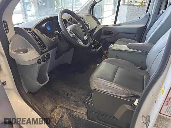 2018 Ford Transit with VIN 1FTYE1YM5JKB52119, listed as a IAAI auction lot 42237208 with 290,812 mi miles and . Bid and sale history available at carsss.com. Image 1.