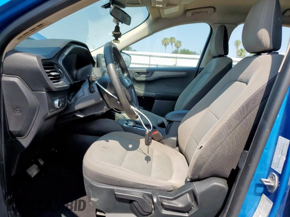 2020 Ford Escape S with VIN 1FMCU0F62LUA31742, listed as a Copart auction lot 58358045 with 28,478 mi miles and Salvage title. Bid and sale history available at DreamBid. Image 7.