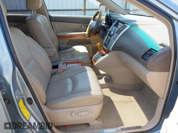 2004 Lexus RX 330 with VIN JTJHA31U640061276, listed as a IAAI auction lot 42160282 with 199,550 mi miles and . Bid and sale history available at DreamBid. Image 5.
