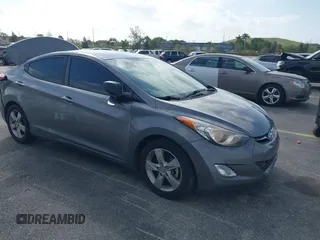 2013 Hyundai Elantra GLS z VIN 5NPDH4AE8DH253510, wystawiony jako IAAI lot #41625675 z przebiegiem 122 914 mil mil oraz . Historia ofert i sprzedaży dostępna na DreamBid. Obrazek 1.