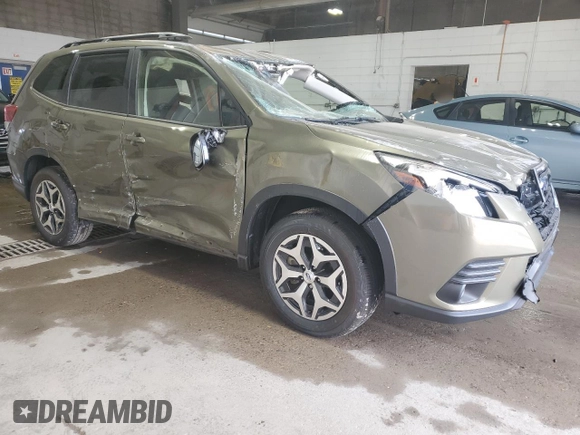 2024 Subaru Forester Premium with VIN JF2SKACC1RH408781, listed as a Copart auction lot 57173055 with 29,947 mi miles and Salvage title. Bid and sale history available at DreamBid. Image 4.