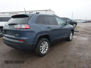 2020 Jeep Cherokee Latitude with VIN 1C4PJMCB4LD650592, listed as a IAAI auction lot 41192484 with 88,931 mi miles. Bid and sale history available at carsss.com. Image 4.