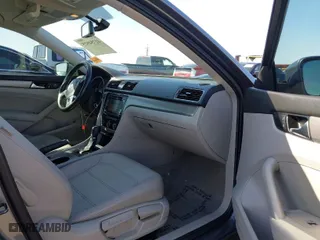 2014 Volkswagen Passat SE w/Sunroof with VIN 1VWBT7A34EC110750, listed as a IAAI auction lot 41754525 with 101,416 mi miles. Bid and sale history available at carsss.com. Image 5.