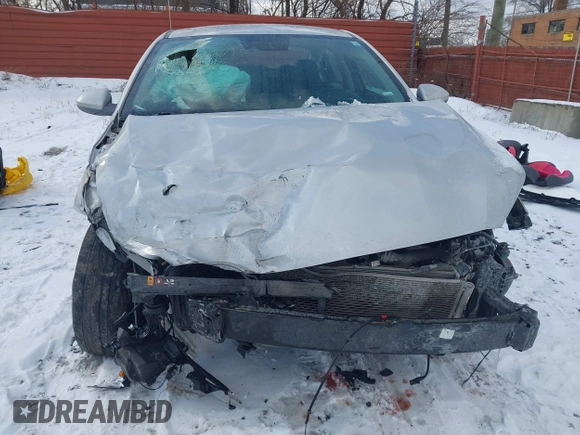 2021 Kia Forte LXS z VIN 3KPF24AD5ME270044, wystawiony jako IAAI lot #41405638 z przebiegiem 82 963 mil mil oraz . Historia ofert i sprzedaży dostępna na DreamBid. Obrazek 12.
