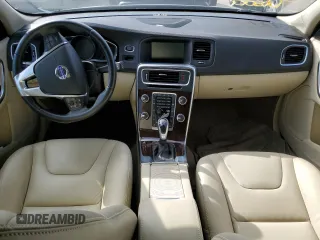 2015 Volvo V60 T5 Drive-E Platinum with VIN YV140MED4F1196185, listed as a Copart auction lot 73855454 with 0 mi miles and Non Repairable. Bid and sale history available at carsss.com. Image 8.