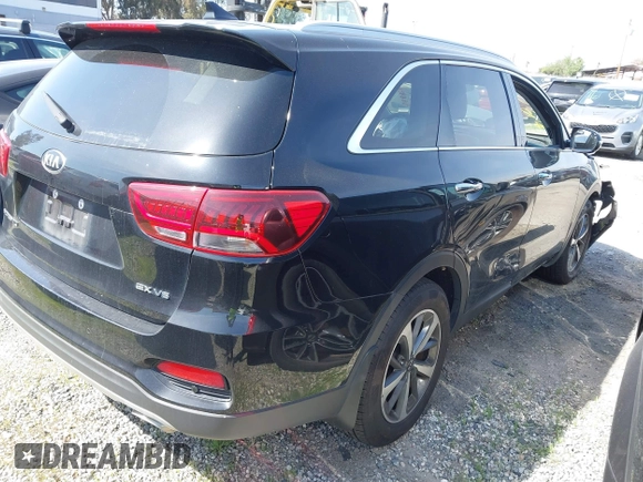 2019 Kia Sorento EX V6 with VIN 5XYPH4A57KG464487, listed as a IAAI auction lot 41664217 with 80,982 mi miles. Bid and sale history available at carsss.com. Image 4.