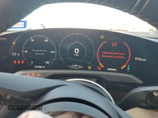 2021 Porsche Taycan 4S z VIN WP0AB2Y1XMSA42812, wystawiony jako Copart lot #55117335 z przebiegiem 31 105 mil mil oraz Szkoda całkowita • Salvage title. Historia ofert i sprzedaży dostępna na DreamBid. Obrazek 9.