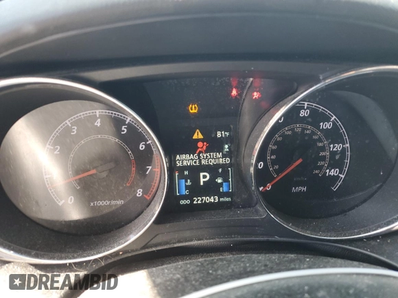 2018 Mitsubishi Outlander SEL z VIN JA4AP4AW1JU001625, wystawiony jako Copart lot #53531915 z przebiegiem 227 043 mil mil oraz Szkoda całkowita • Salvage title. Historia ofert i sprzedaży dostępna na DreamBid. Obrazek 9.