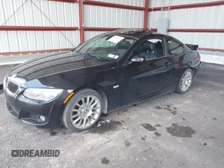 2011 BMW 3 Series 328i with VIN WBAKE3C53BE558916, listed as a IAAI auction lot 41946404 with 172,961 mi miles and . Bid and sale history available at carsss.com. Image 17.