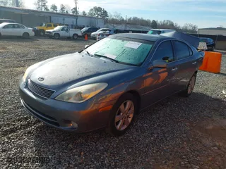 2005 Lexus ES 330 with VIN JTHBA30G755097453, listed as a IAAI auction lot 41422974 with 181960 miles. Bid and sale history available at carsss.com. Image 18.