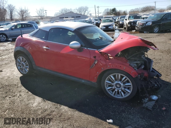 2012 MINI Coupe S z VIN WMWSX3C54CT154692, wystawiony jako Copart lot #45290325 z przebiegiem Nie podano mil oraz Szkoda całkowita • Salvage title. Historia ofert i sprzedaży dostępna na DreamBid. Obrazek 4.