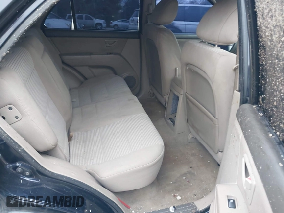 2009 Kia Sorento LX with VIN KNDJD735295866128, listed as a IAAI auction lot 40965680 with 164,784 mi miles and . Bid and sale history available at DreamBid. Image 8.