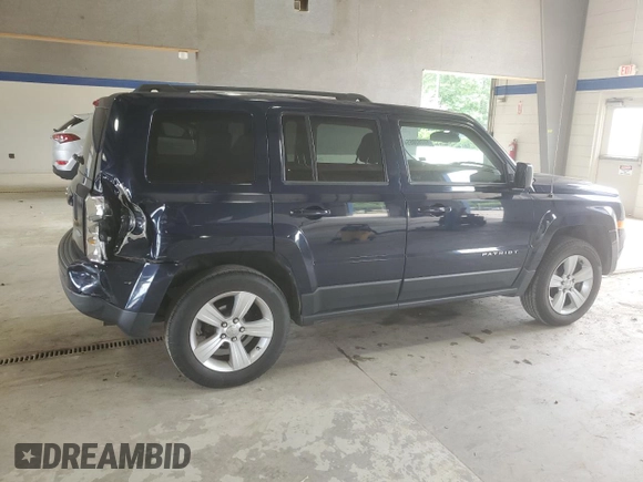 2015 Jeep Patriot Latitude z VIN 1C4NJRFB5FD125674, wystawiony jako Copart lot #60282055 z przebiegiem 73 330 mil mil oraz Szkoda całkowita • Salvage title. Historia ofert i sprzedaży dostępna na DreamBid. Obrazek 3.