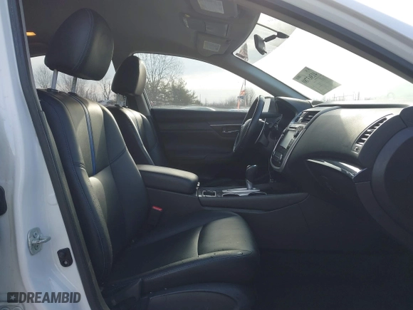 2018 Nissan Altima 2.5 SL with VIN 1N4AL3AP9JC299809, listed as a IAAI auction lot 41363780 with 33,507 mi miles. Bid and sale history available at carsss.com. Image 5.