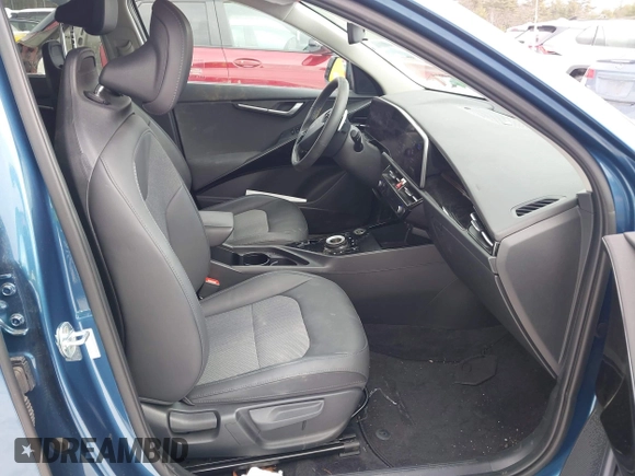 2023 Kia Niro Wind with VIN KNDCR3L15P5014997, listed as a IAAI auction lot 41525672 with 12,499 mi miles and . Bid and sale history available at DreamBid. Image 5.