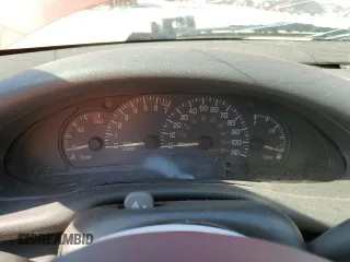 2005 Pontiac Sunfire z VIN 3G2JB12F35S100703, wystawiony jako Copart lot #74362474 z przebiegiem Nie podano mil oraz Nie do naprawy. Historia ofert i sprzedaży dostępna na DreamBid. Obrazek 9.