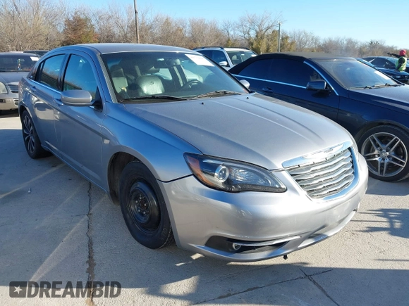 2013 Chrysler 200 Limited with VIN 1C3CCBCG4DN522524, listed as a IAAI auction lot 41732097 with 120,345 mi miles and . Bid and sale history available at DreamBid. Image 1.