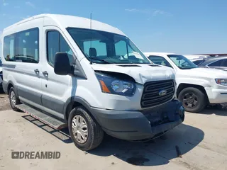 2018 Ford Transit XL z VIN 1FMZK1CM5JKB31481, wystawiony jako IAAI lot #42329280 z przebiegiem 57 051 mil mil oraz . Historia ofert i sprzedaży dostępna na DreamBid. Obrazek 1.