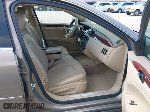 2006 Buick Lucerne CXL with VIN 1G4HD57216U235614, listed as a IAAI auction lot 41888303 with 174,373 mi miles. Bid and sale history available at carsss.com. Image 5.