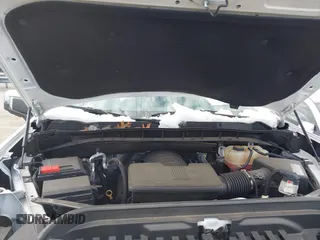 2020 GMC Sierra 1500 Denali z VIN 3GTU9FELXLG371258, wystawiony jako IAAI lot #41303490 z przebiegiem 63 571 mil mil oraz . Historia ofert i sprzedaży dostępna na DreamBid. Obrazek 10.