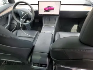 2023 Tesla Model 3 z VIN 5YJ3E1EA1PF692481, wystawiony jako Copart lot #61764165 z przebiegiem 22 649 mil mil oraz Szkoda całkowita • Salvage title. Historia ofert i sprzedaży dostępna na DreamBid. Obrazek 8.