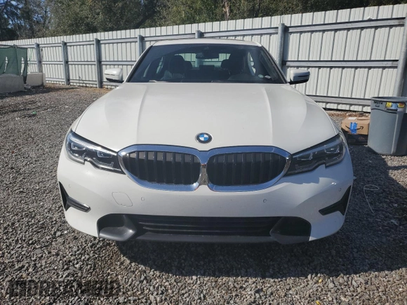 2019 BMW 3 Series 330i with VIN 3MW5R1J56K8B01545, listed as a Copart auction lot 82815374 with 52,655 mi miles and Salvage Title. Bid and sale history available at carsss.com. Image 5.