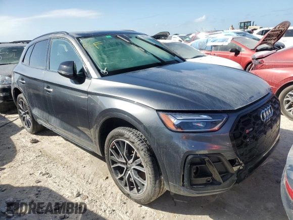 2023 Audi SQ5 Premium Plus with VIN WA1B4AFY6P2081837, listed as a Copart auction lot 68822494 with 20,398 mi miles and Salvage Title. Bid and sale history available at carsss.com. Image 4.