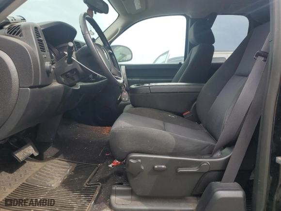 2011 Chevrolet Silverado 1500 LT with VIN 1GCRKSE36BZ117841, listed as a Copart auction lot 50291245 with NaN miles and Clean Title. Bid and sale history available at carsss.com. Image 7.