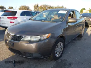 2013 Kia Forte EX with VIN KNAFU4A23D5665843, listed as a IAAI auction lot 41944758 with 1 mi miles. Bid and sale history available at carsss.com. Image 2.